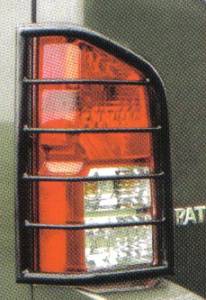 Pathfinder Tail Light Guards