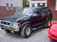 Nissan Pathfinder - PHAT FINDER
