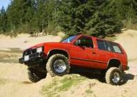 Nissan Pathfinder - Steve Waller