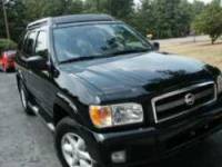 Nissan Pathfinder - Matt