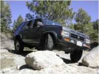 Nissan Pathfinder - Stock PF