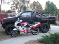 Nissan Frontier - Victor Sanchez