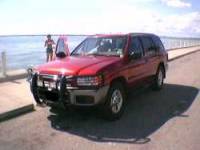 Nissan Pathfinder - J