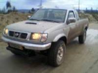 Nissan Frontier - petygraff