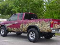 Nissan Hardbody - Thayer@LSU