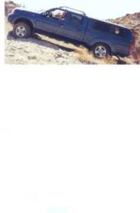 Nissan Frontier - traildog