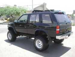 Nissan Pathfinder - Bad A$$ Pathfinder