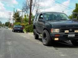 Nissan Pathfinder - mudfinder