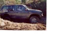 Nissan Pathfinder - Hyaene