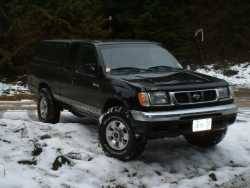 Nissan Frontier - 