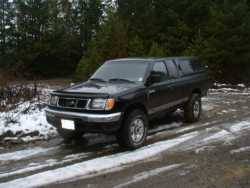 Nissan Frontier - Skizzy