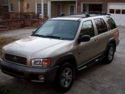 Nissan Pathfinder - Michael Lee