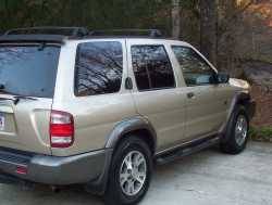 Nissan Pathfinder - Michael Lee