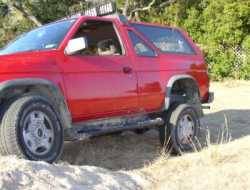 Nissan Pathfinder - bryan