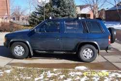 Nissan Pathfinder - Bob