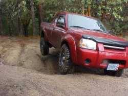 Nissan Frontier - kagonkrazy