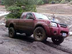 Nissan Frontier - kagonkrazy