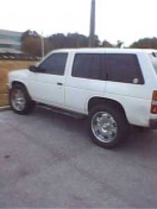 Nissan Pathfinder - Johnny O