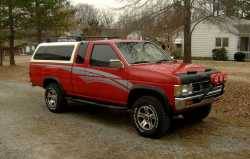 Nissan Hardbody - canoe58b