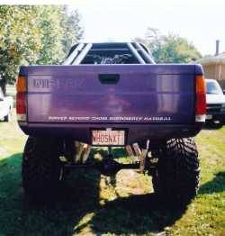 Nissan Hardbody - MYSTIC DRAGON