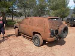 Nissan Pathfinder - mudfinder