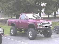 Nissan Hardbody - MadUps311