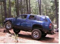 Nissan Pathfinder - 95PathDN
