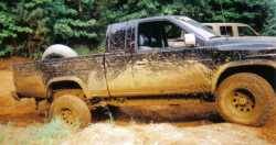 Nissan Hardbody - Dan (danimal)