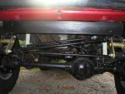 Nissan Hardbody - Mad Ups311