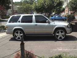 Nissan Pathfinder - Sunny