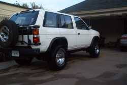 Nissan Pathfinder - 2WD PATH