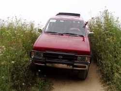 Nissan Pathfinder - LeftHandedMonkeyWrench (k