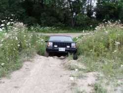 Nissan  - LeftHandedMonkeyWrench (k