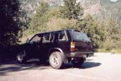 Nissan Pathfinder - 93blkpathr