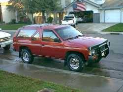 Nissan Pathfinder - Dennis Lahr