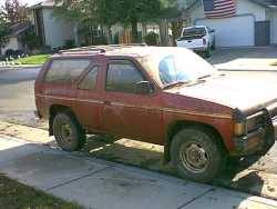 Nissan Pathfinder - Dennis Lahr