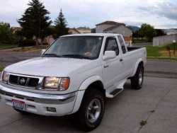 Nissan Frontier - Dan