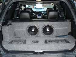 Nissan Pathfinder - Peter