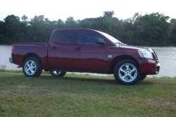 Nissan Titan - Red_Bull