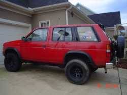Nissan Pathfinder - Big Mike