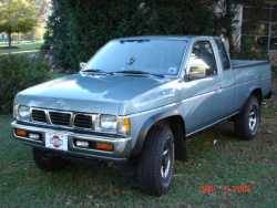 Nissan Hardbody - Paul Van Hoever