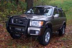 Nissan Pathfinder - Alex Bowman