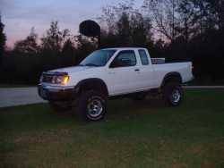 Nissan Frontier - kevins ride
