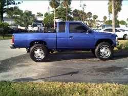 Nissan Hardbody - damian