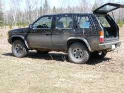 Nissan Pathfinder - BalzOut