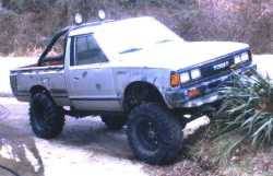 Nissan 720 - 84NiSSaN4x4