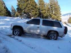 Nissan Pathfinder - whitie