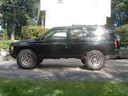 Nissan Pathfinder - Tom from MASS