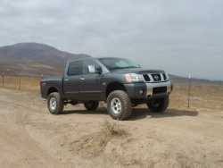Nissan Titan - r1ko25