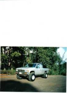 Nissan Hardbody - mike kamakea